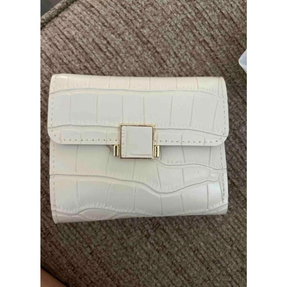 small wallet